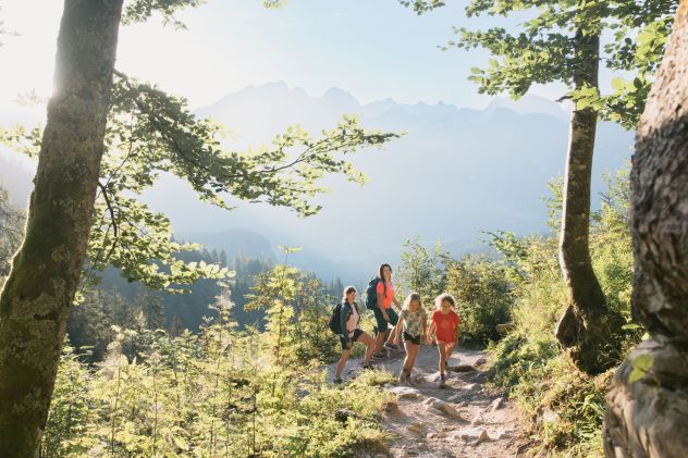 Almenwelt Lofer Wasserfallweg Wandern Intersport Sturm © Salzburger Saalachtal Tourismus Urheber Katrin Kerschbaumer (8)