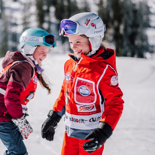 skischule-lofer-skikurs-buchen-kinderskikurs-skifahren-lernen-11