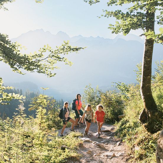 almenwelt-lofer-wasserfallweg-wandern-intersport-sturm-salzburger-saalachtal-tourismus-urheber-katrin-kerschbaumer-8-3