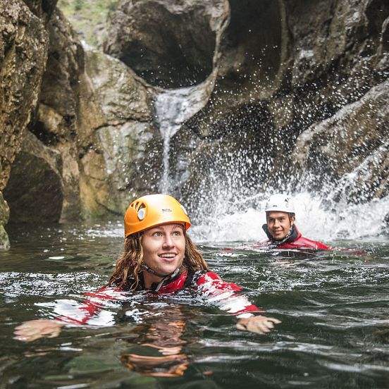 canyoning-erwachsene-intersport-sturm-lofer-salzburgerland-tourismus-urheber-michael-groessinger-3